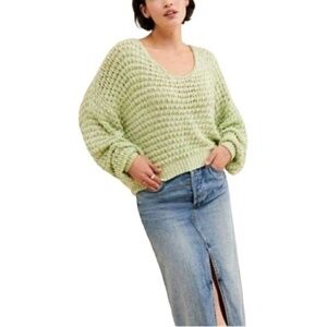 ✨NWT✨ FREE PEOPLE Coconut Chunky Knit V Neck Sweater in Kiwi Cream Green Sz XS